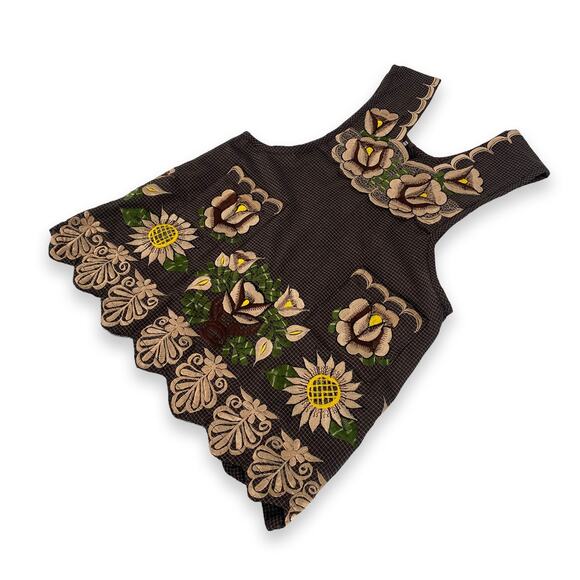 Brown Mexican Embroidered Apron – Premium Cotton Blend Apron with Beige Floral - Picture 6 of 9